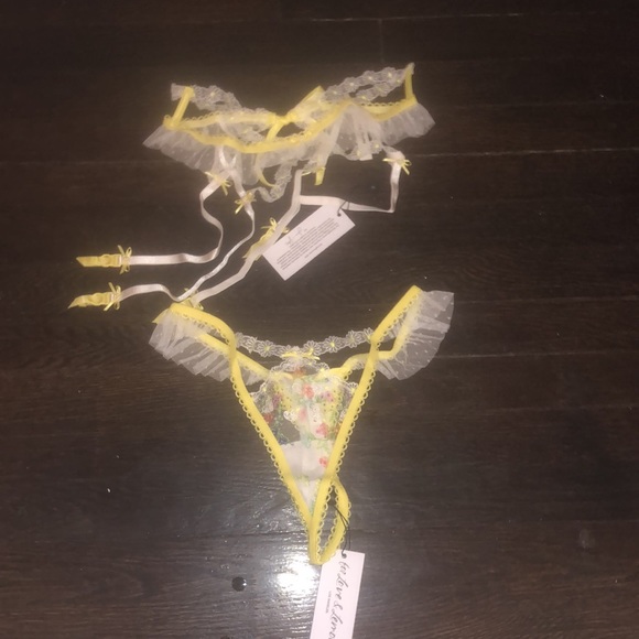 For Love & Lemons lingerie set summer loving garter belt, bra, thong Sz M NWT - Picture 7 of 9
